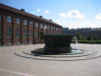 Náměstíčko KTH - reprezentativní část školy.